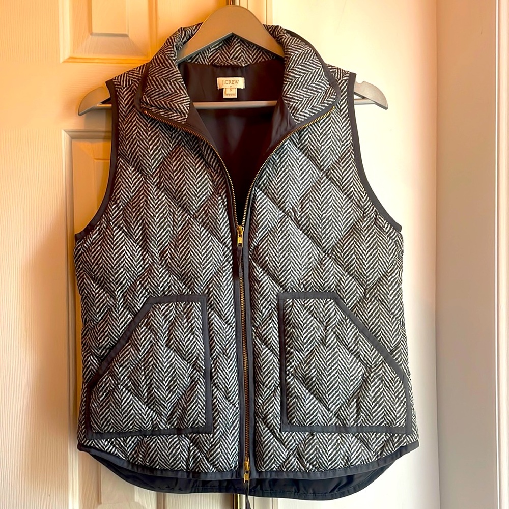 Great condition and beautiful color J.crew .